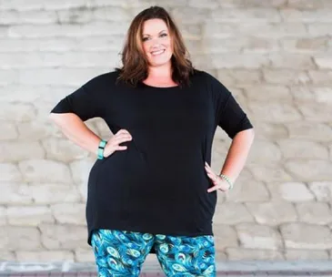 Mum sent vicious hate mail for wearing leggings