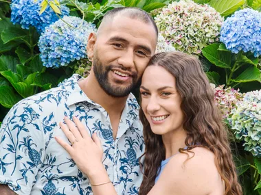 Kiwi boxing couple put a ring on it!