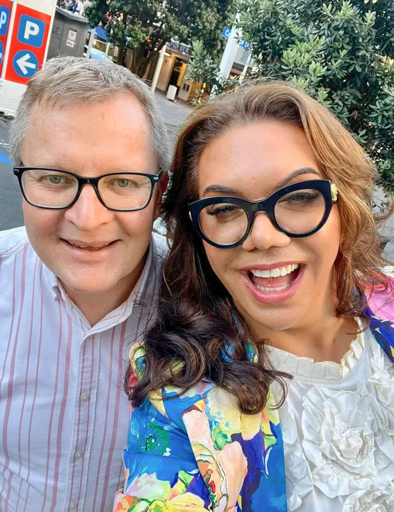 Mary and Willie smiling for a selfie