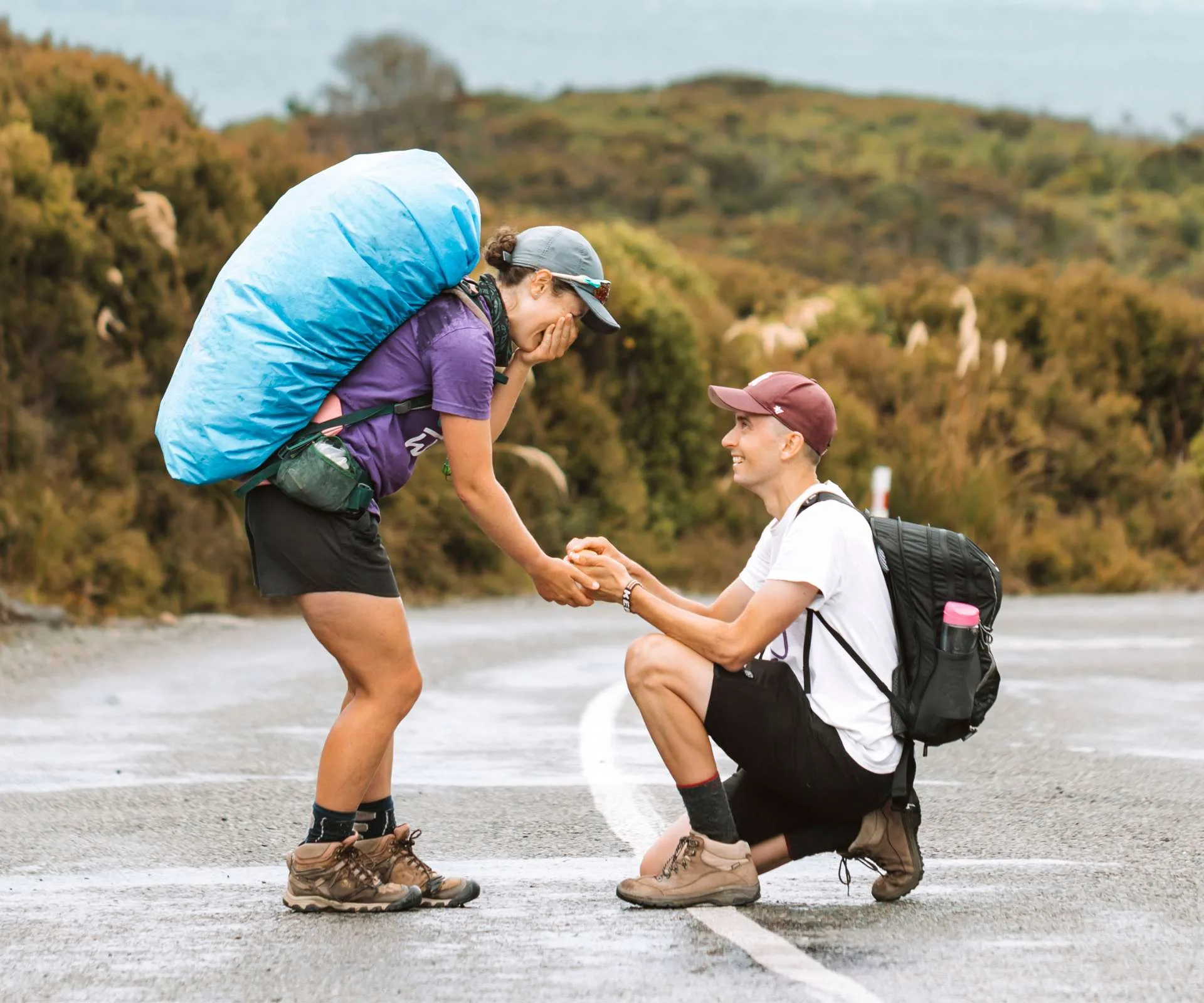 Dan proposing to Kate in the middle of the road