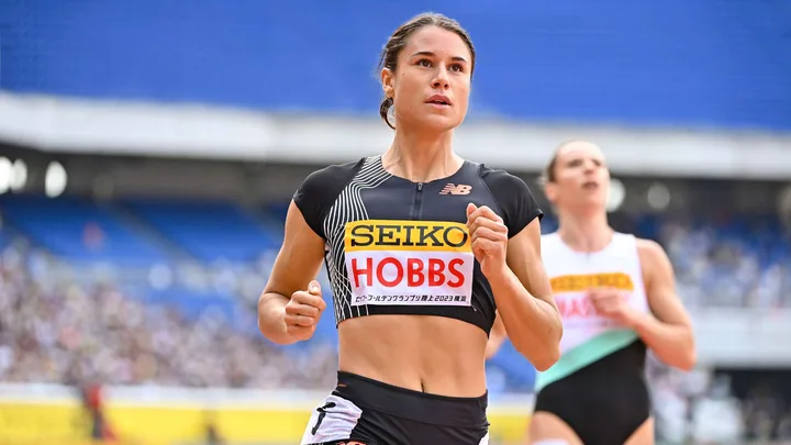 Zoe Hobbs competing