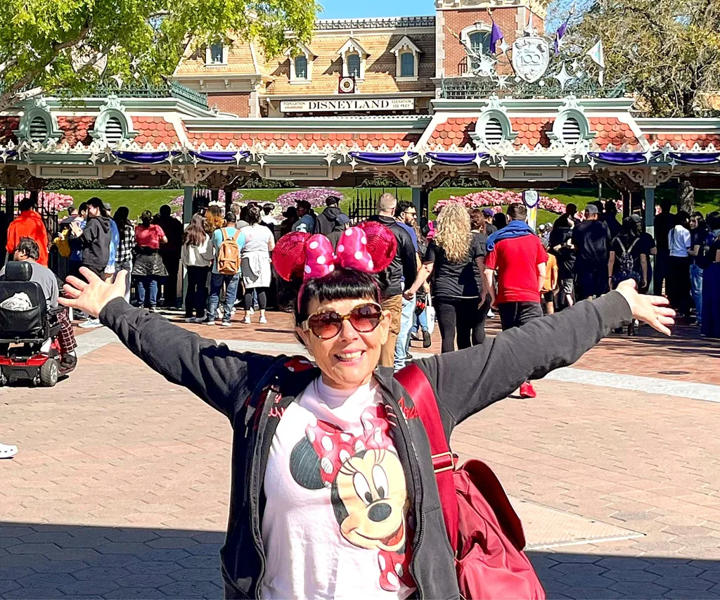 Michèle A’Court visiting Disneyland while on holiday