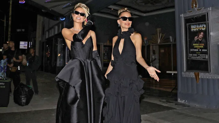 Paris Hilton with Nicole Ritchie