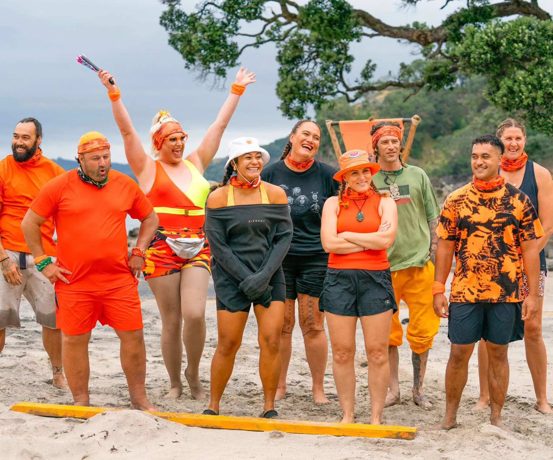 Aidee on Celebrity Treasure Island with her teammates