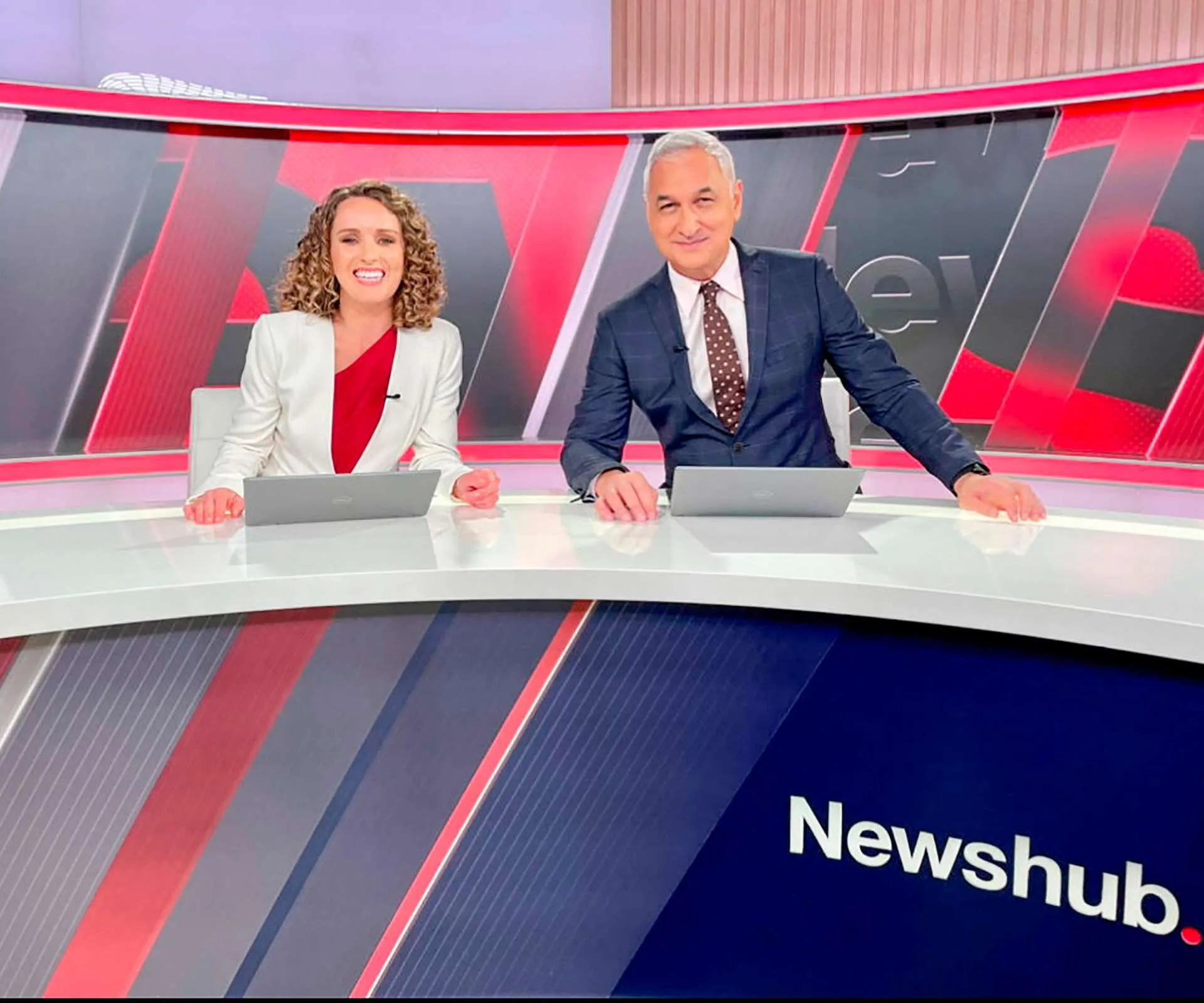 Sitting at the Newshub desk with Mike McRoberts