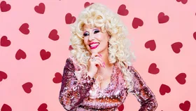 Dolly Parton tribute act Kelly tells all: &lsquo;I&rsquo;m a Dolly doppelganger!&rsquo;