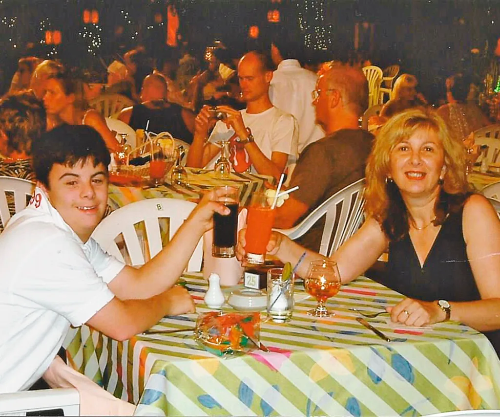 Paul and his mum Evanna the night before the 2004 Tsunami.