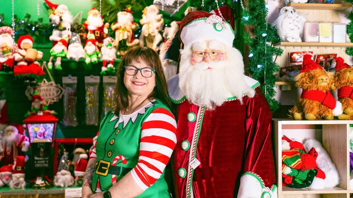 How Angela Thomson creates holiday magic in her Christmas wonderland