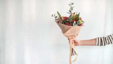 Six beautiful floral bouquets that say “I love you” this Valentine’s Day