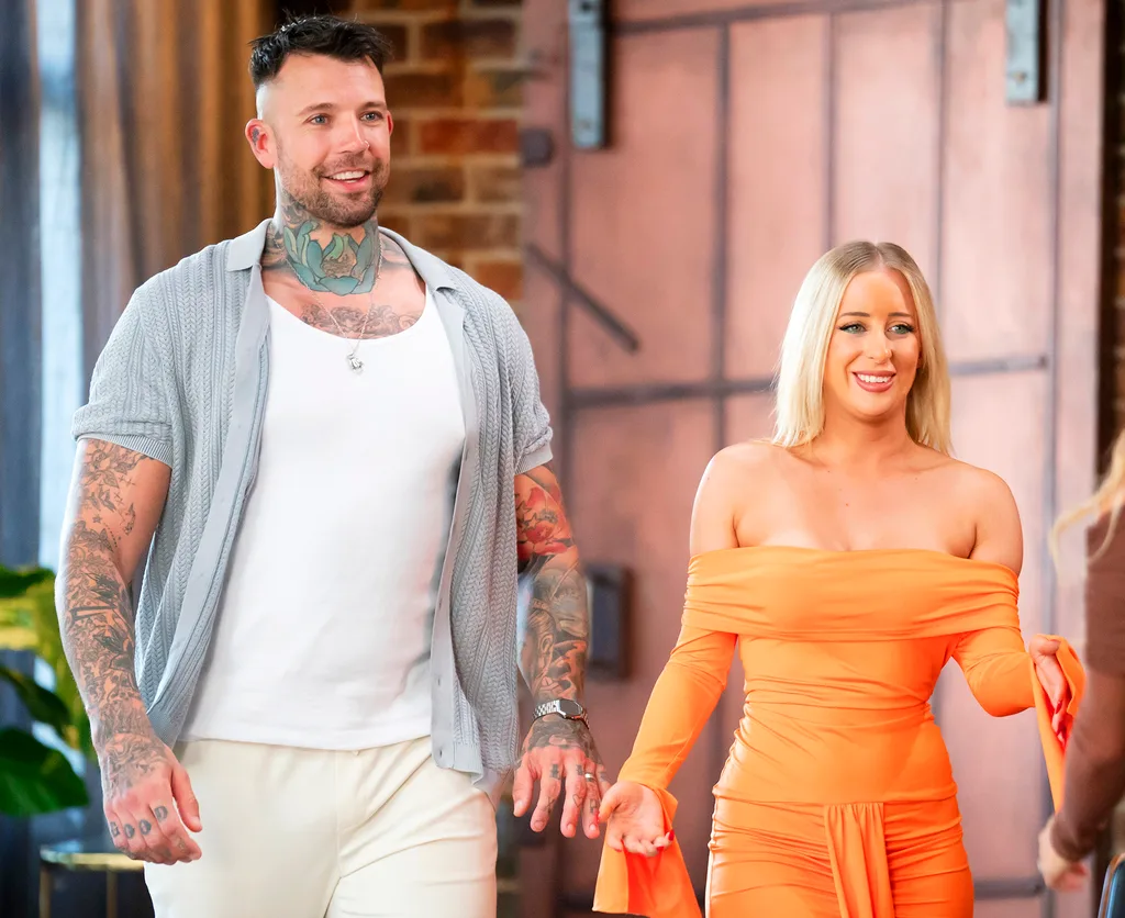 jame and dave holding hands on mafs