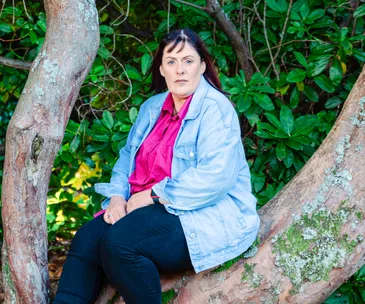 Rachael Dixon's sister Penny sitting