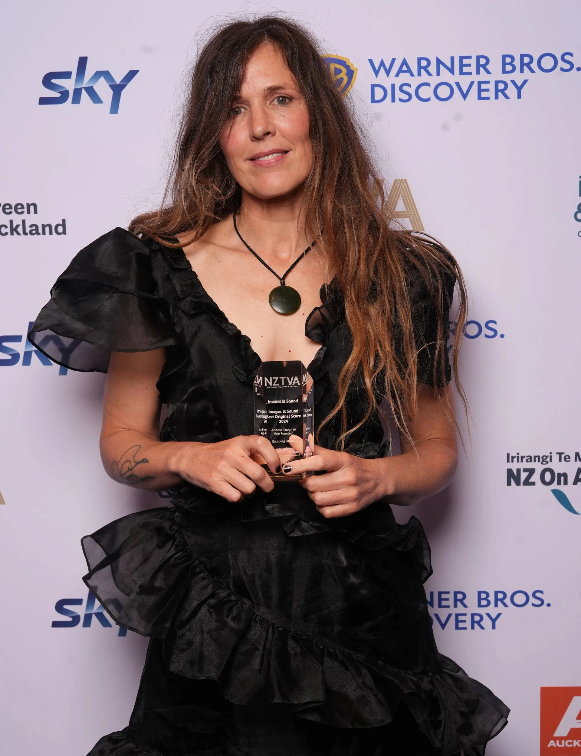 Reb Fountain with her award