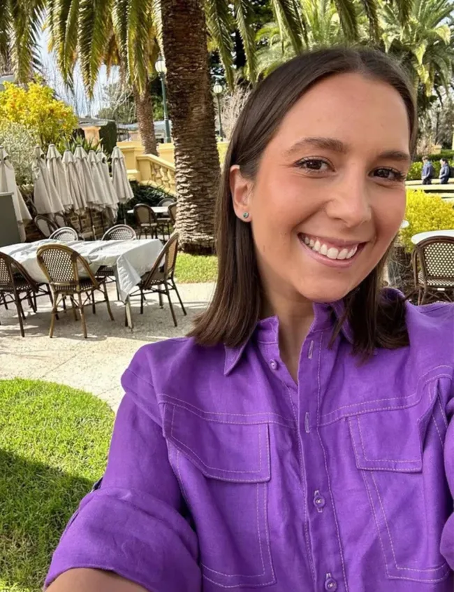 a selfie of Laura Sharrad