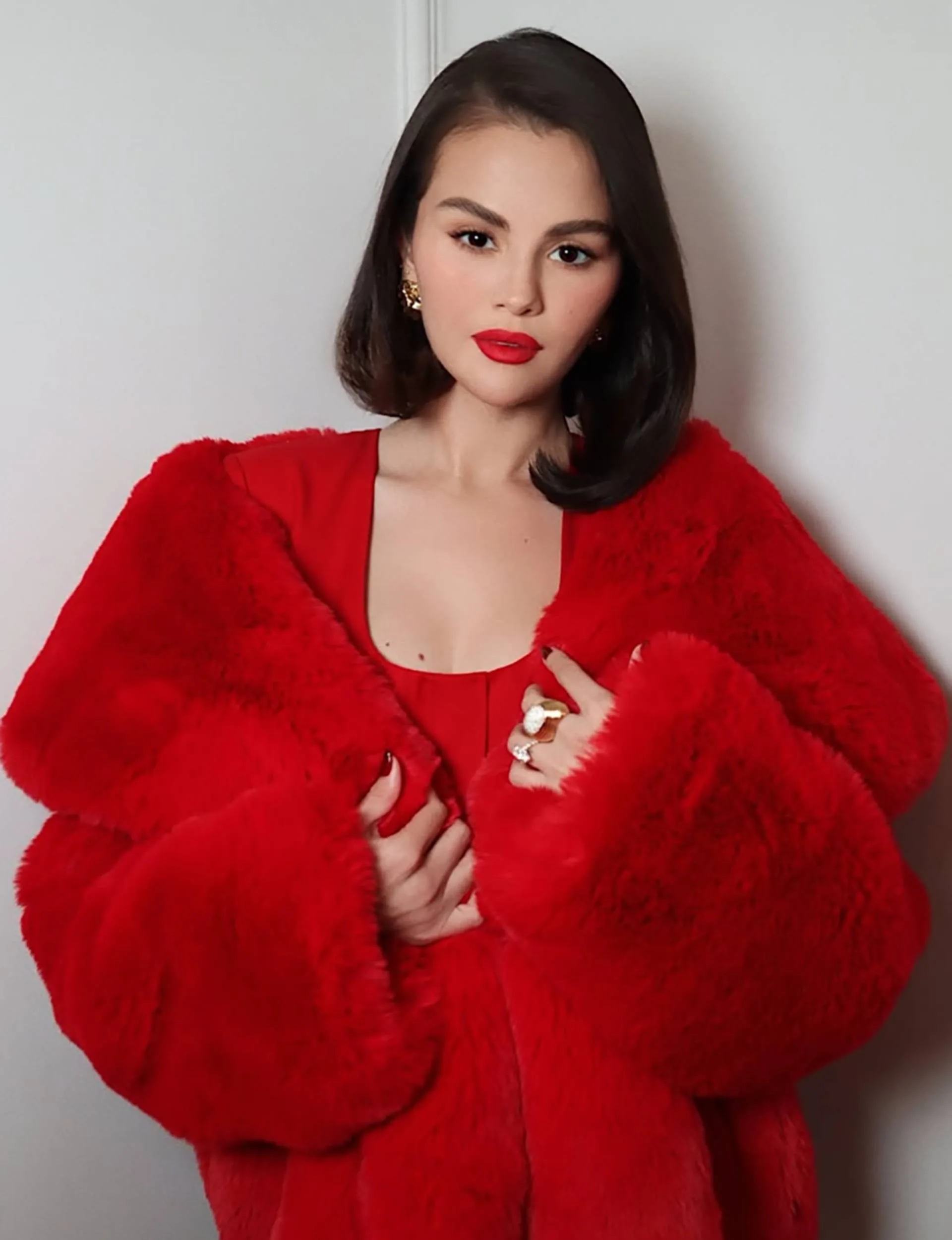 Selena Gomez with a red lip