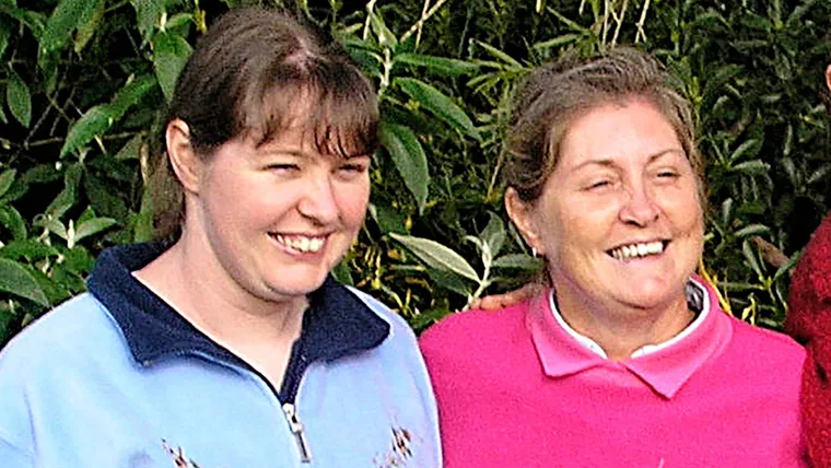 Catherine McDougall with her daughter Chantelle in 2005