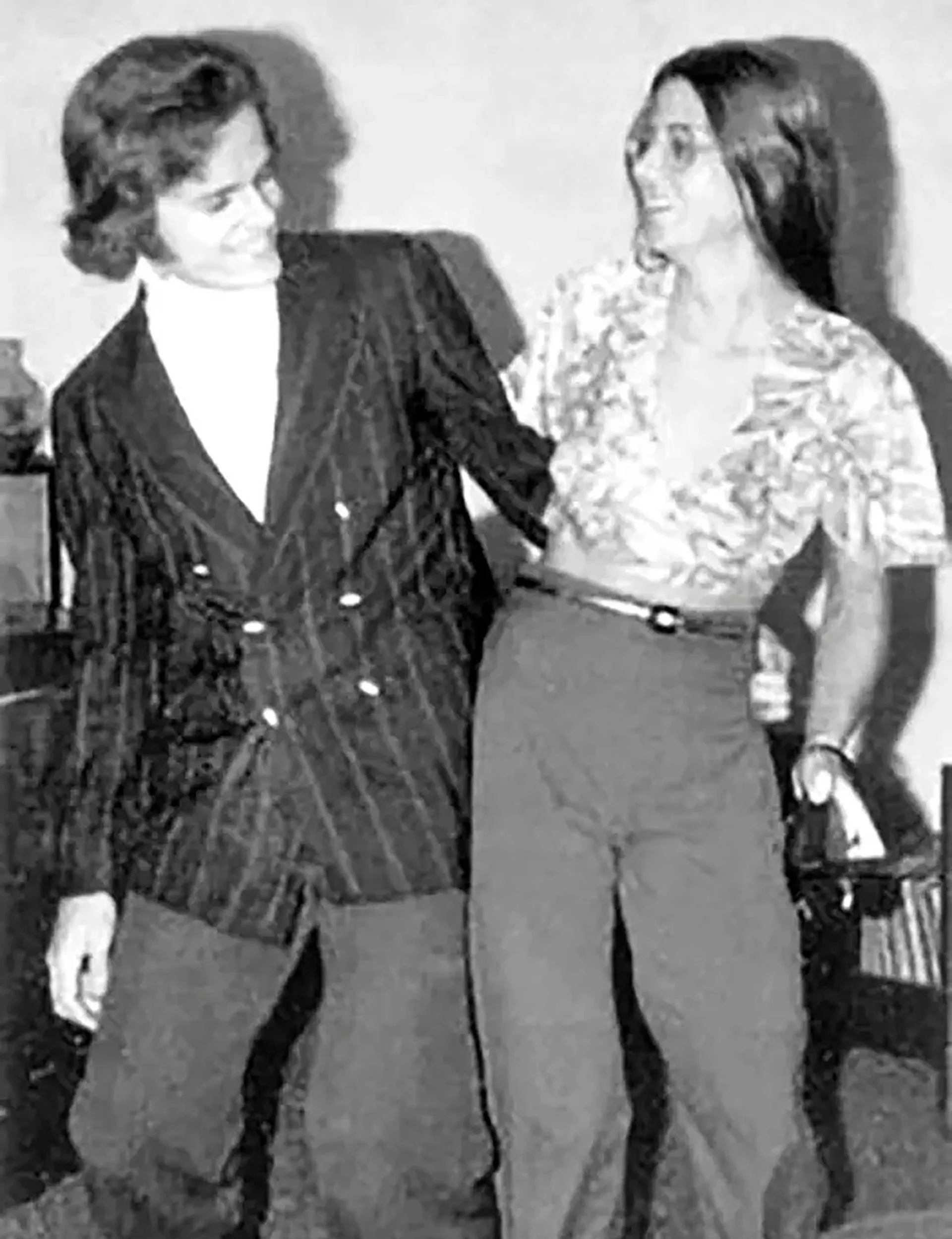 Kelsey Grammer dancing with his sister
