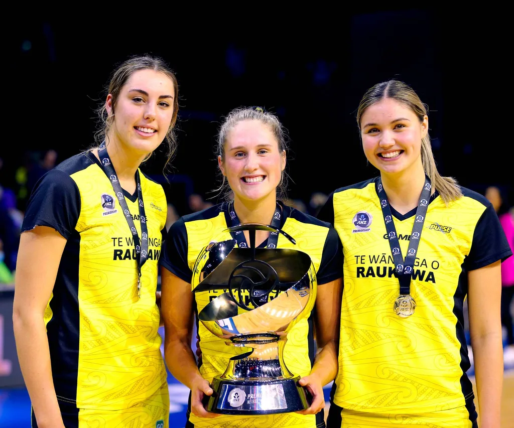 amelia with fellow players