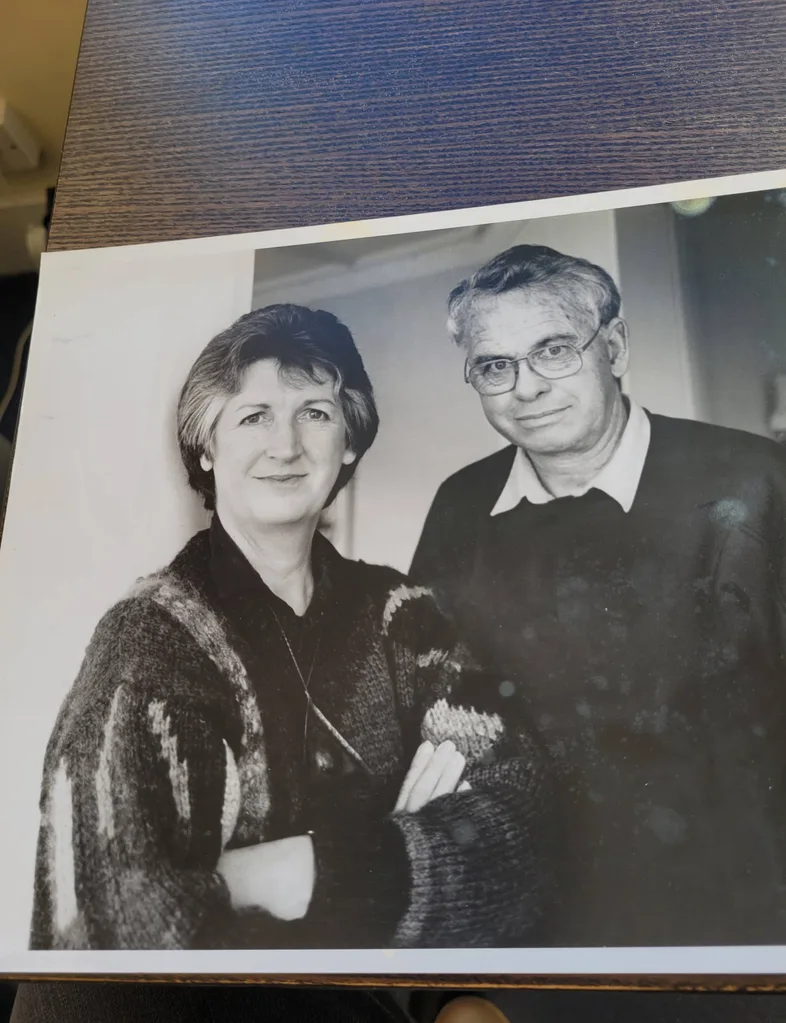 Dame fiona kidman as a librarian