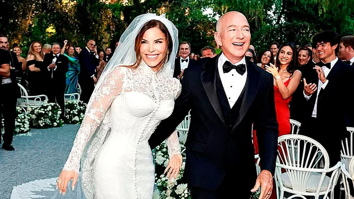 bezos wedding dress Lauren Snchez's Snatched Waist Wedding Party Dress