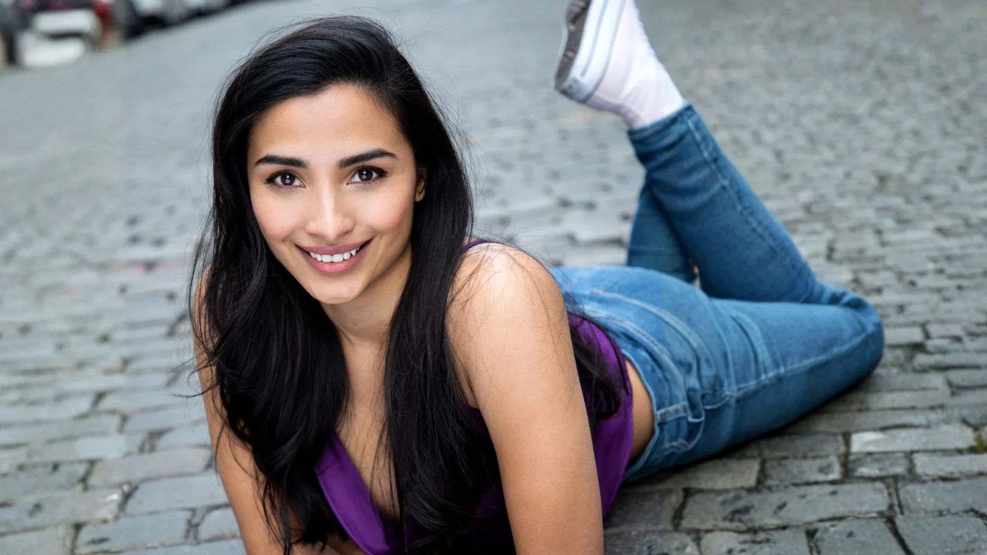 Kiwi actress Anya Banerjee conquers Hollywood