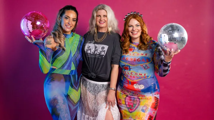 From sleepless nights to strobe lights! Why these kiwi mums are raving