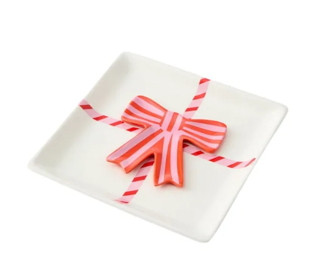 white square platter with pink and red bow