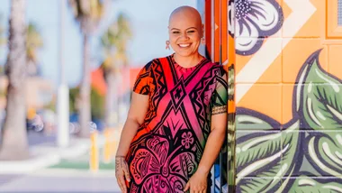 Kiwi mum’s inspiring cancer fight