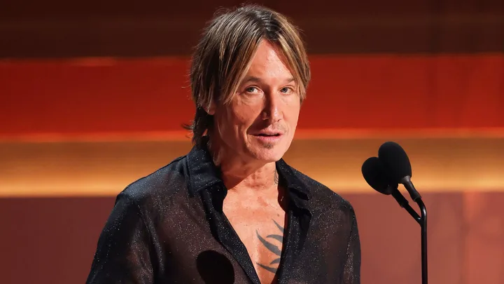 Keith Urban fears he’s losing his daughters Sunday and Faith