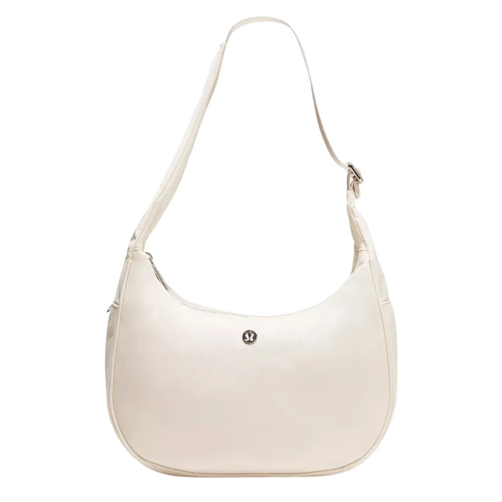 City Essentials Shoulder Bag