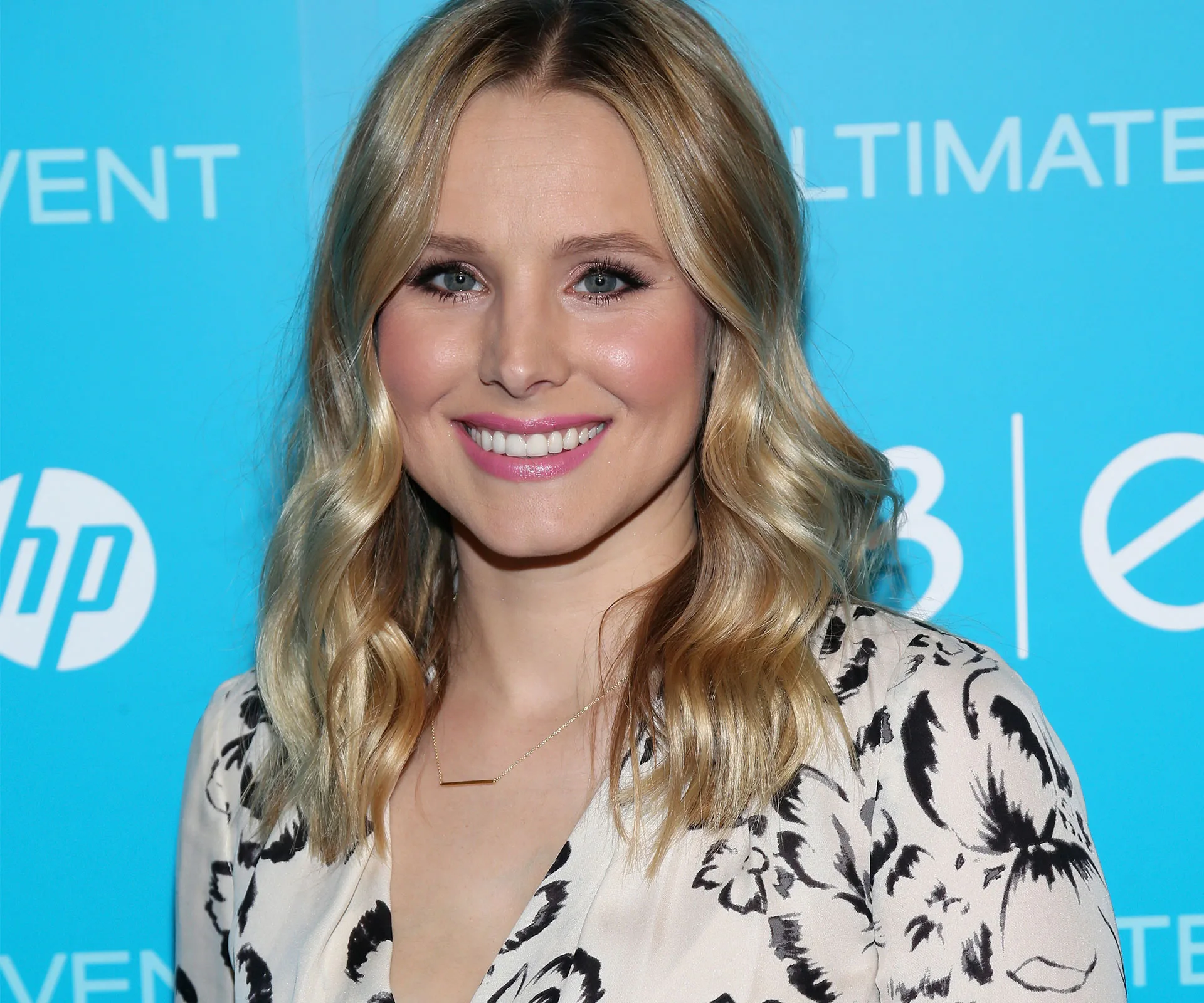 Kristen Bell's heartwarming 'Frozen' message for young fan