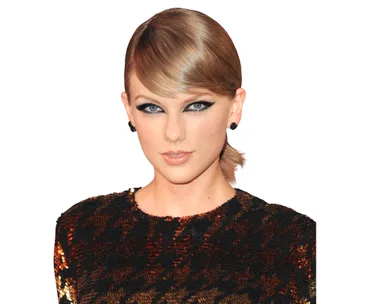 Feline groovy: How to master the cat-eye