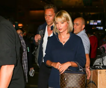 Taylor Swift, Tom Hiddleston