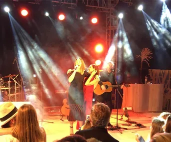 Mel C, Victoria Beckham