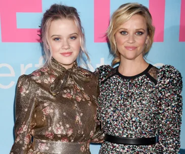 Reese Witherspoon, Ava Phillippe
