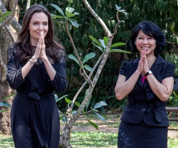 Angelina Jolie, Loung Ung