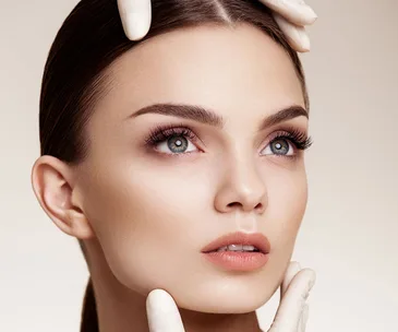 What’s a faux face lift?