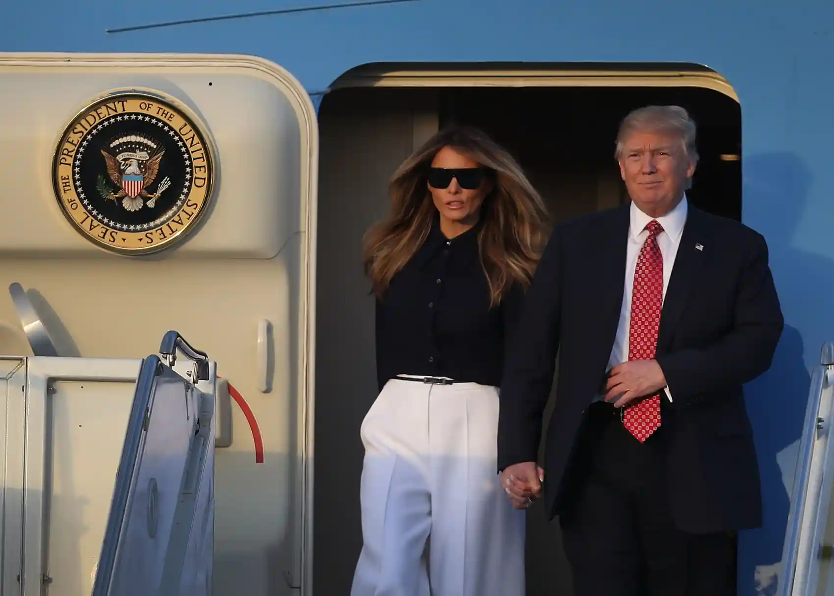 Why doesn't Donald Trump wear a wedding ring?