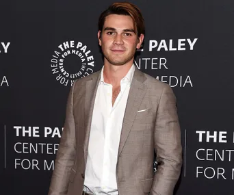 KJ Apa