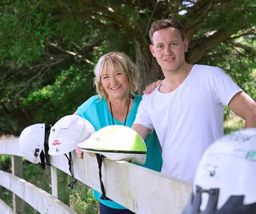 How late stockcar driver Peter Barry’s family is honouring his legacy