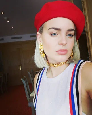 Anne Marie