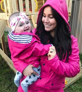 This mum’s foolproof method of burping her babies is changing people’s lives