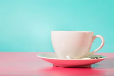 What are the health benefits of drinking tea?