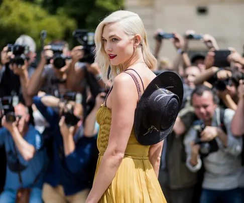 Karlie Kloss attends to Dior show