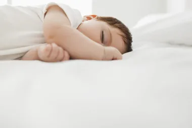 How to get your baby to self-settle at night