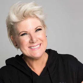 NZ radio host Jay-Jay Harvey assaulted by taxi driver