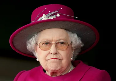 14 of the Queen’s kitchen staff at Buckingham Palace quit their jobs