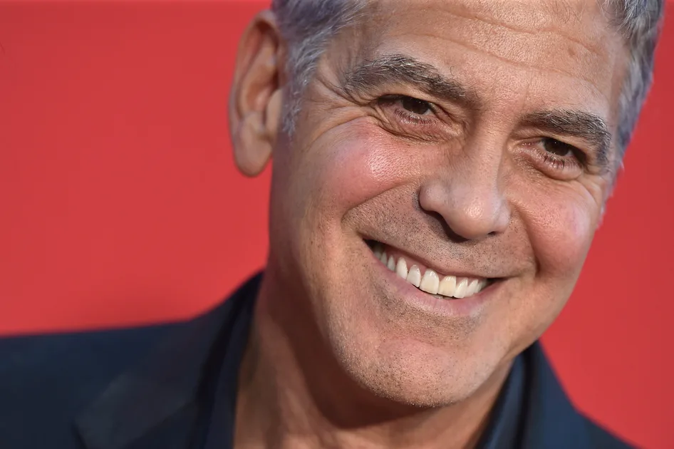 Clooney hints that he is stepping back from acting(01)