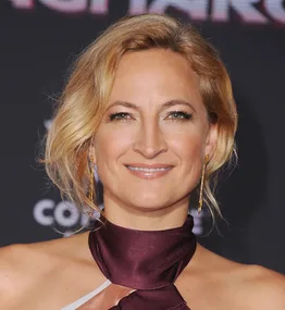 What Kiwi actor and stunt woman Zoë Bell would stop people on the street for