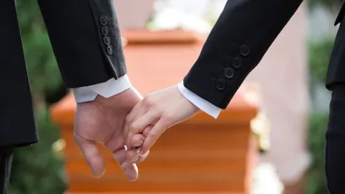 6 tips for talking to your family about illness and death