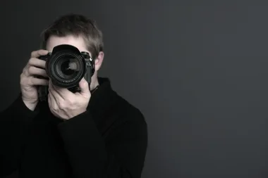 Person falsely claiming to be Sticky TV photographer approaches parents to take photos of their children